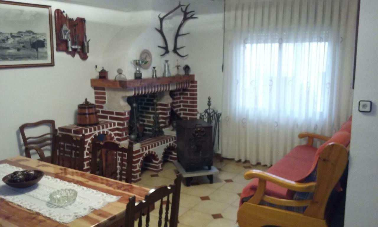 Apartamento Casa Rosalia Bronchales Exterior foto
